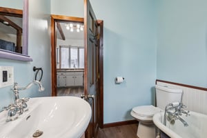 Burrows St-S2312-025.jpg