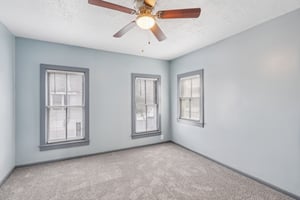 Burrows St-S2312-031.jpg