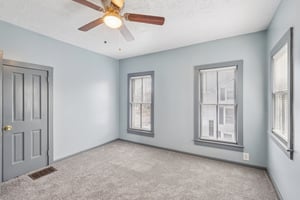 Burrows St-S2312-032.jpg