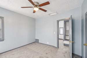 Burrows St-S2312-034.jpg