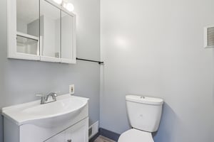 Burrows St-S2312-035.jpg