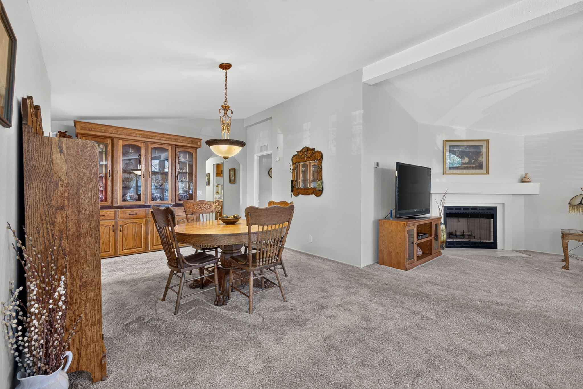 Dining Room / Great Room Fireplace