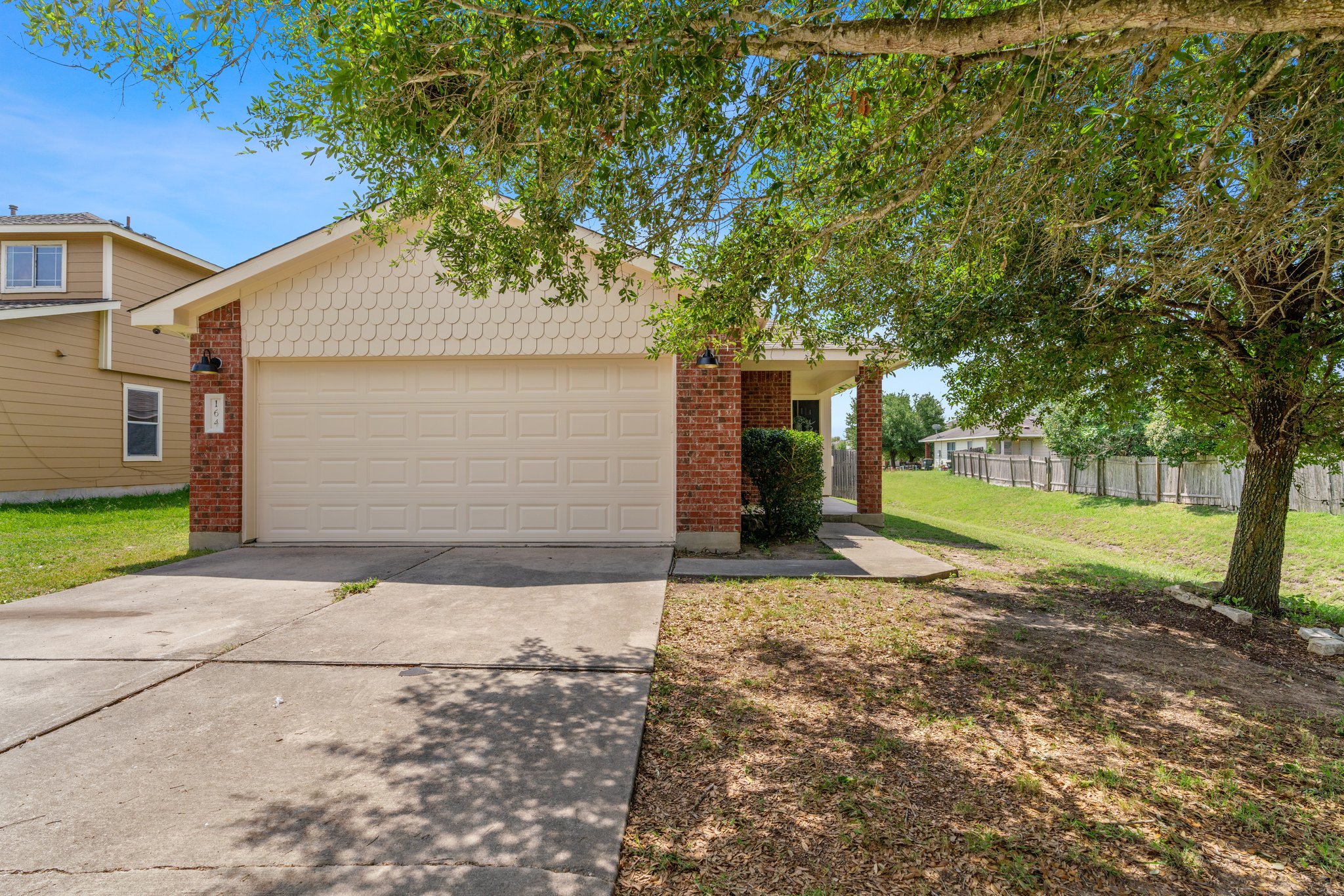 164 Opal Lake Dr, Kyle, TX 78640