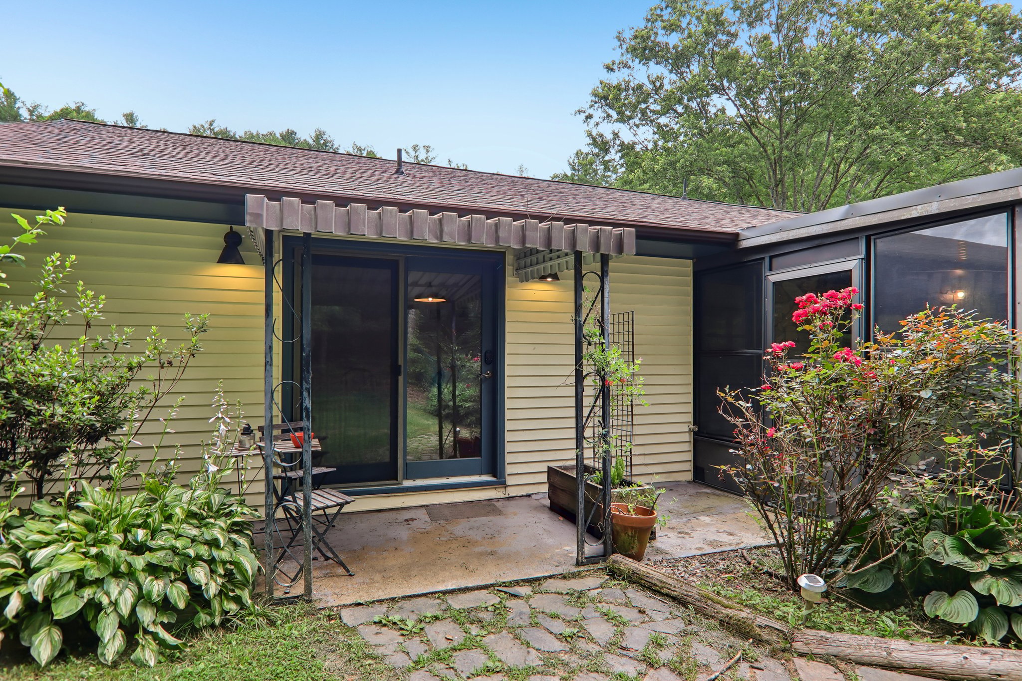 Pegg Rd-S2306-069.jpg