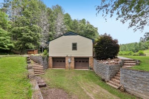 Pegg Rd-S2306-081.jpg