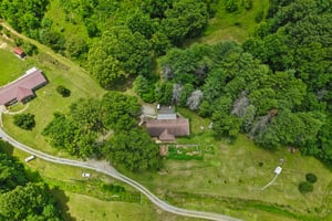 Pegg Rd-S2306-087.jpg