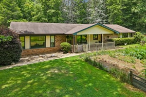 Pegg Rd-S2306-093.jpg