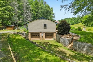 Pegg Rd-S2306-094.jpg