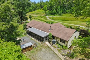 Pegg Rd-S2306-097.jpg