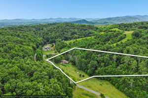 105-print-Pegg Rd-S2306-084-Property_lines