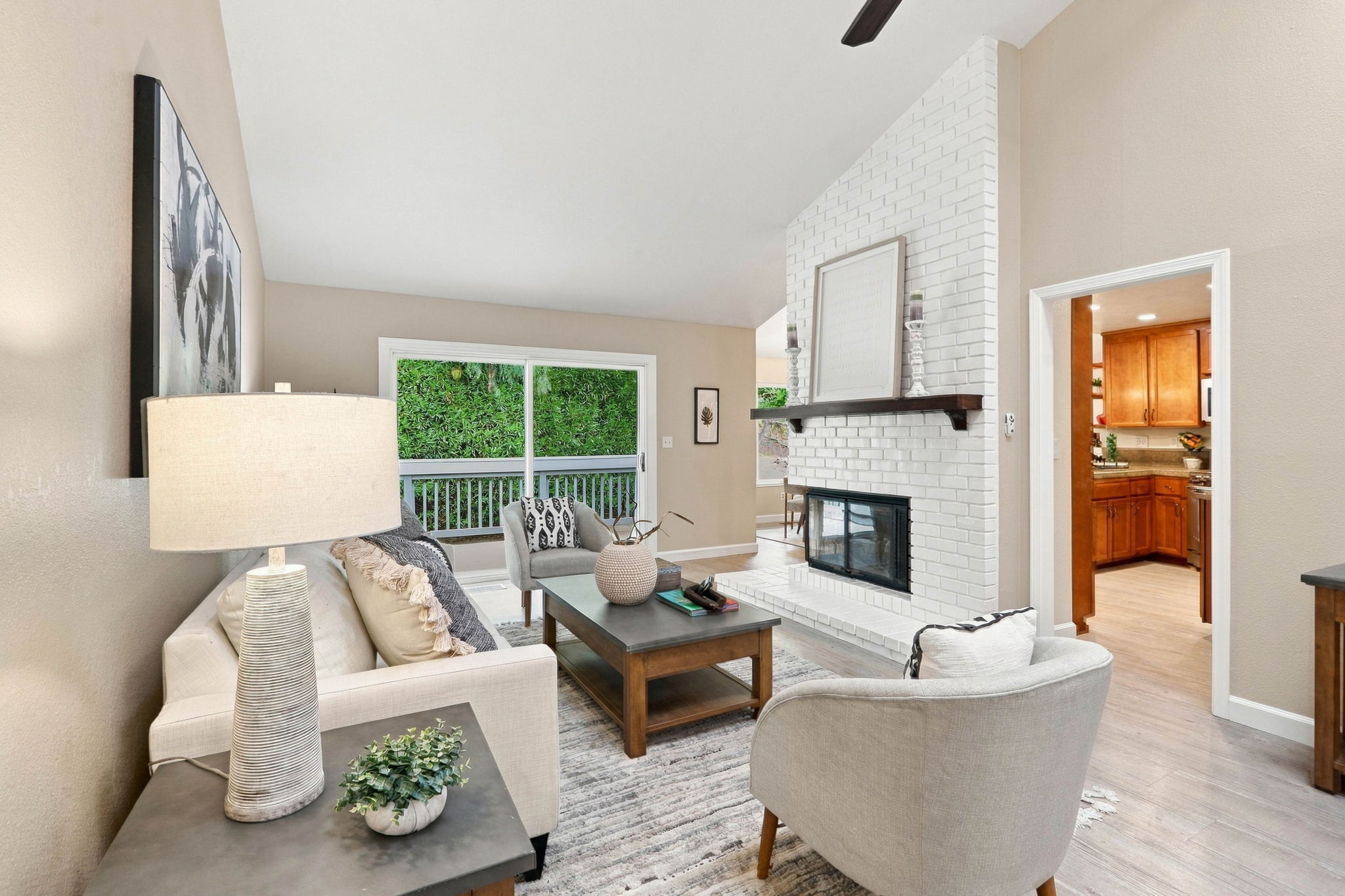005_F8_164 Southwind Dr