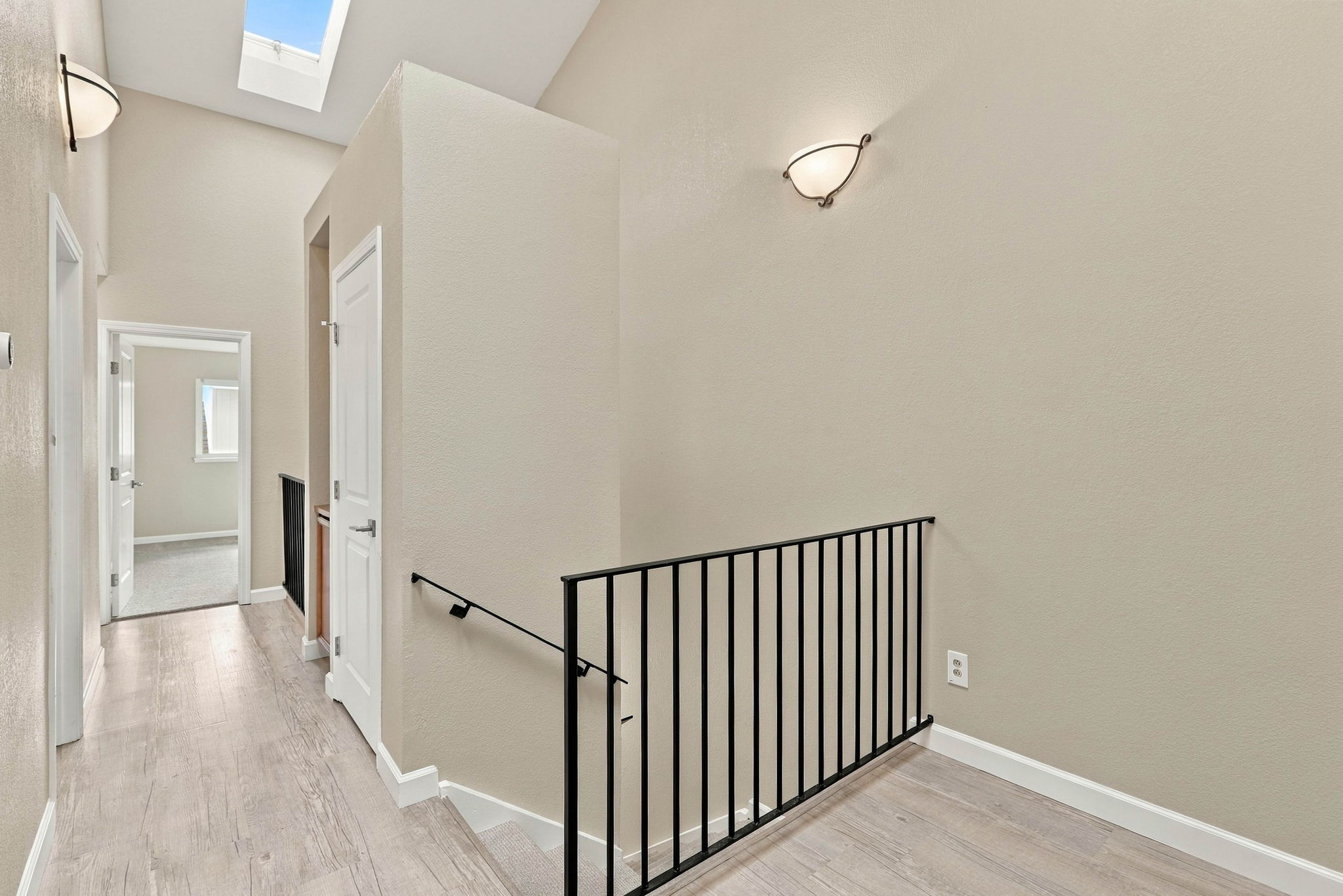 017_F8_164 Southwind Dr
