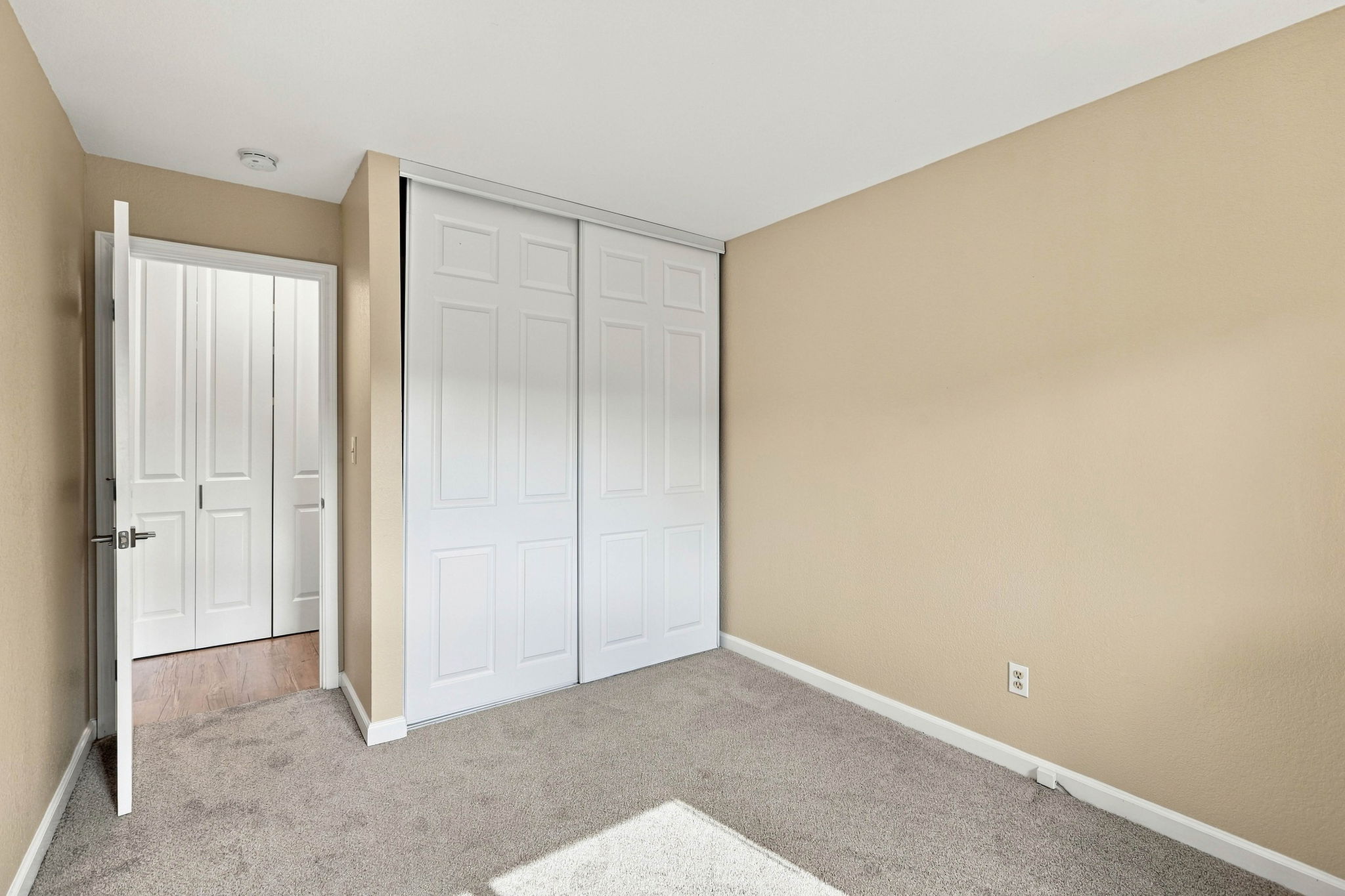 020_F8_164 Southwind Dr