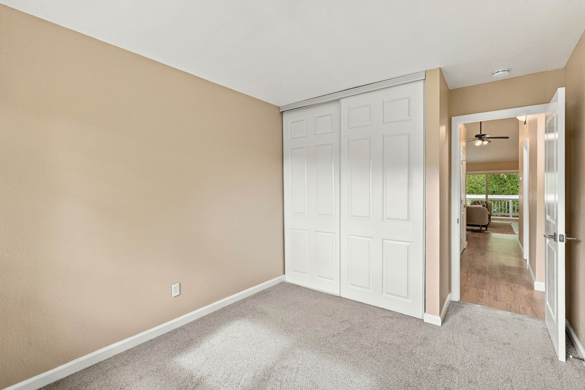 022_F8_164 Southwind Dr