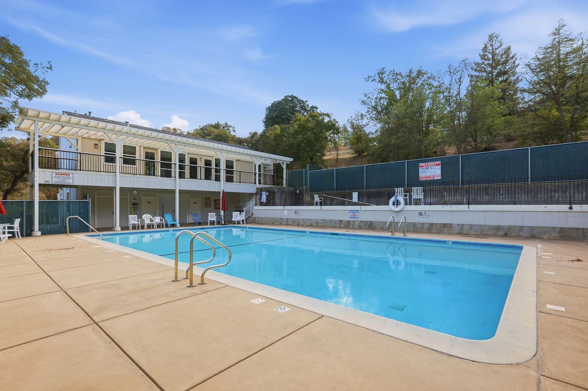 045_F8_164 Southwind Dr