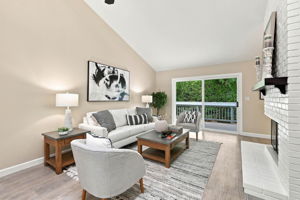 006_F8_164 Southwind Dr
