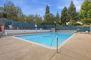 043_F8_164 Southwind Dr