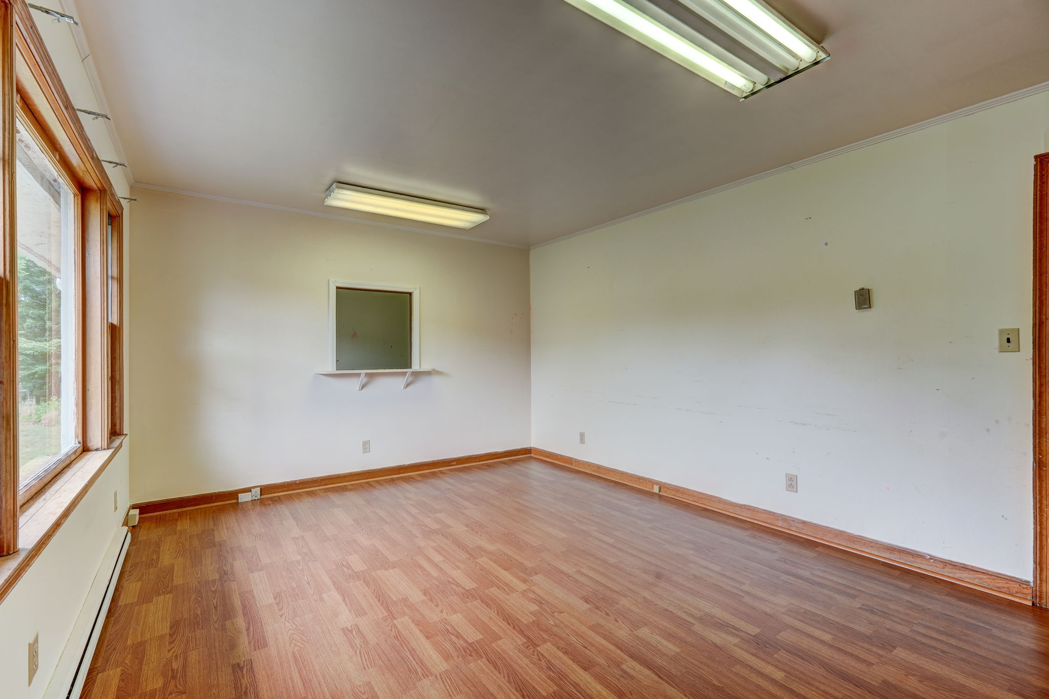 Living Room - Lobby