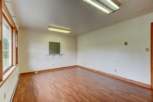 Living Room - Lobby