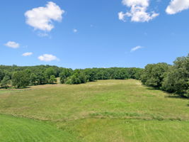  Photo 47