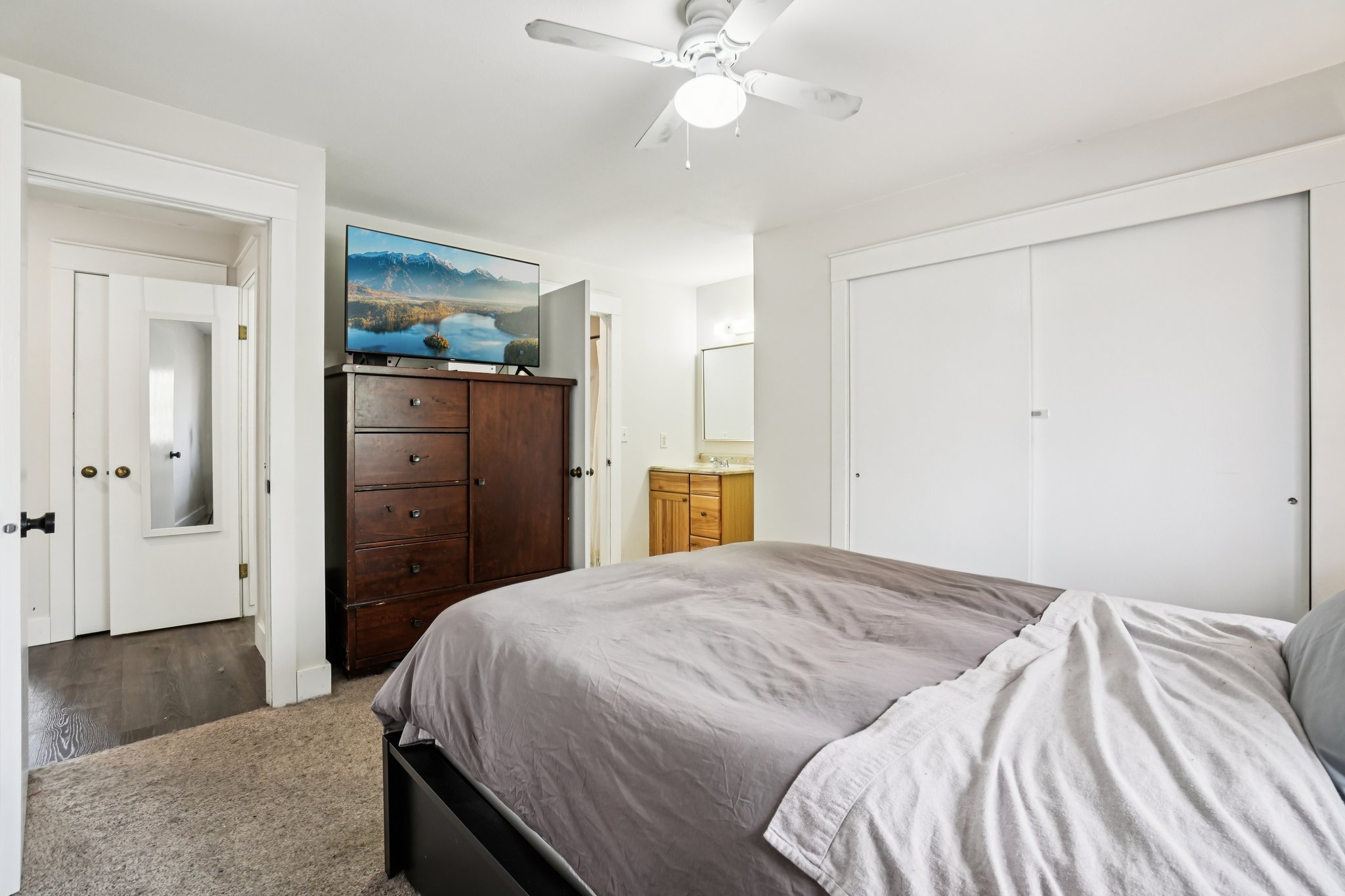 Kirkwood Dr-S1302-015.jpg