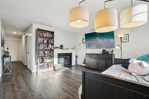 Kirkwood Dr-S1302-005.jpg