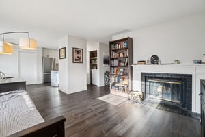 Kirkwood Dr-S1302-006.jpg