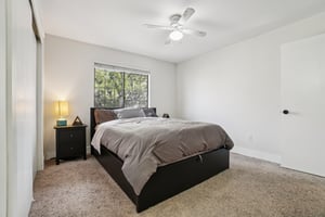 Kirkwood Dr-S1302-014.jpg