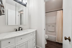 Kirkwood Dr-S1302-017.jpg