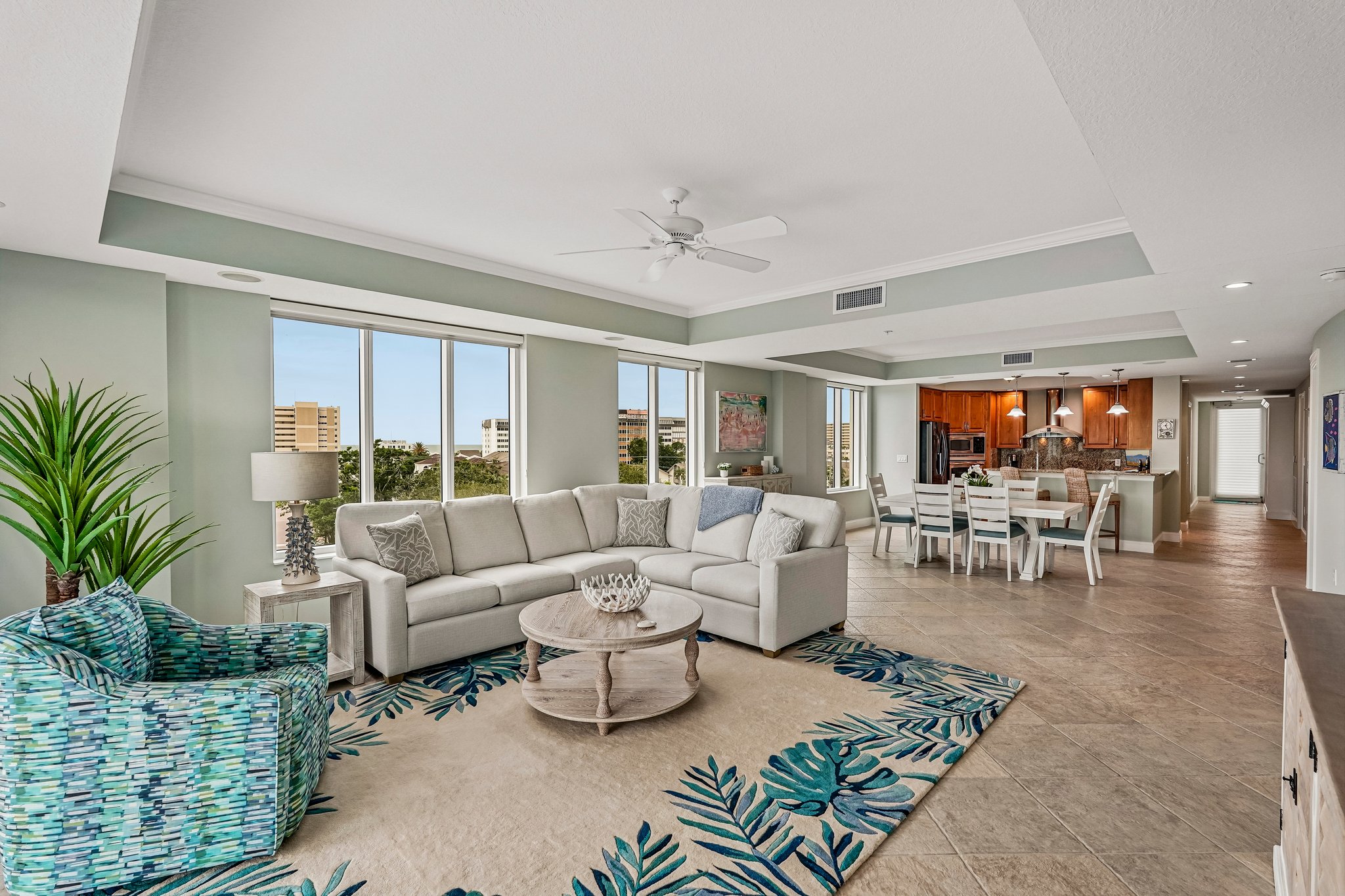 Summer House Ln 402B-S1709-006.jpg