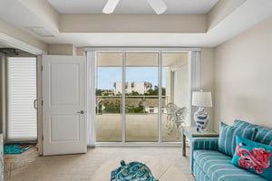 Summer House Ln 402B-S1709-010.jpg