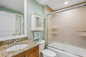 Summer House Ln 402B-S1709-026.jpg