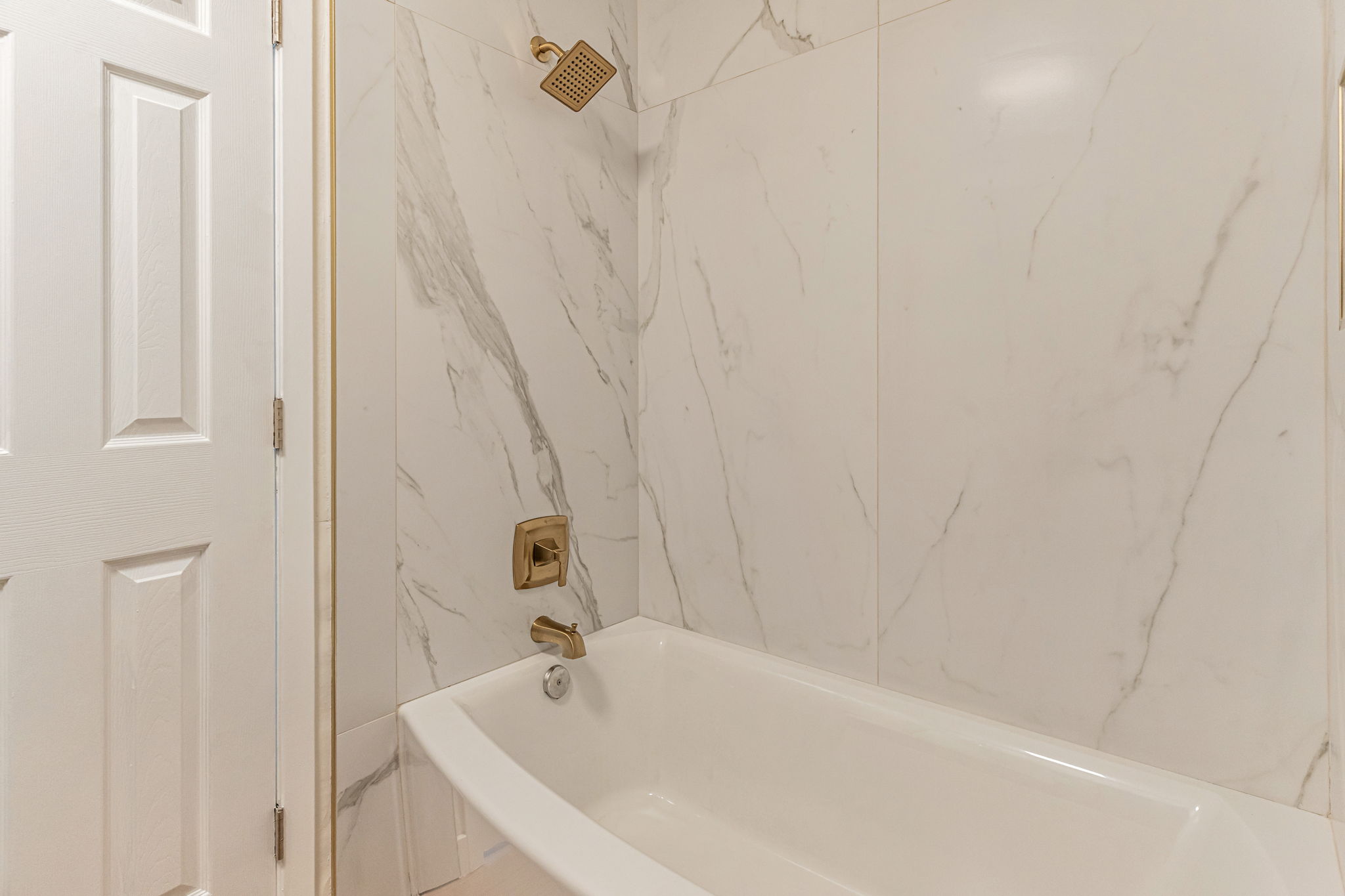 026_1640 W 235th St unit d