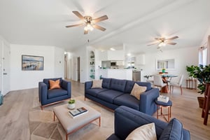 JBPHOTOHOMES0010 virtually staged.jpeg