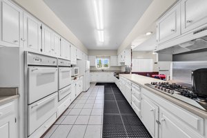 Clubhouse Kitchen