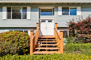 92 Ave E-S1806-004.jpg