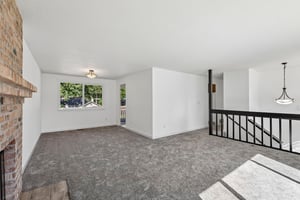 92 Ave E-S1806-007.jpg