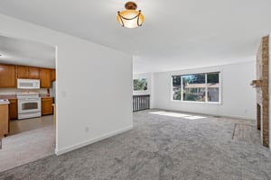 92 Ave E-S1806-012.jpg