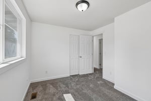 92 Ave E-S1806-019.jpg