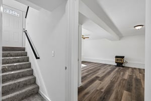 92 Ave E-S1806-032.jpg
