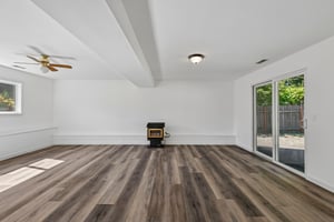 92 Ave E-S1806-033.jpg