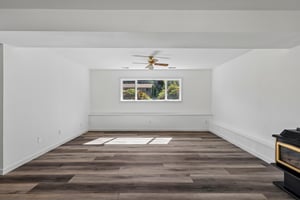 92 Ave E-S1806-039.jpg