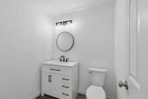 92 Ave E-S1806-040.jpg