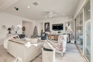 W Alameda Rd-007
