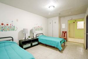  Photo 49