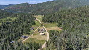  Photo 40