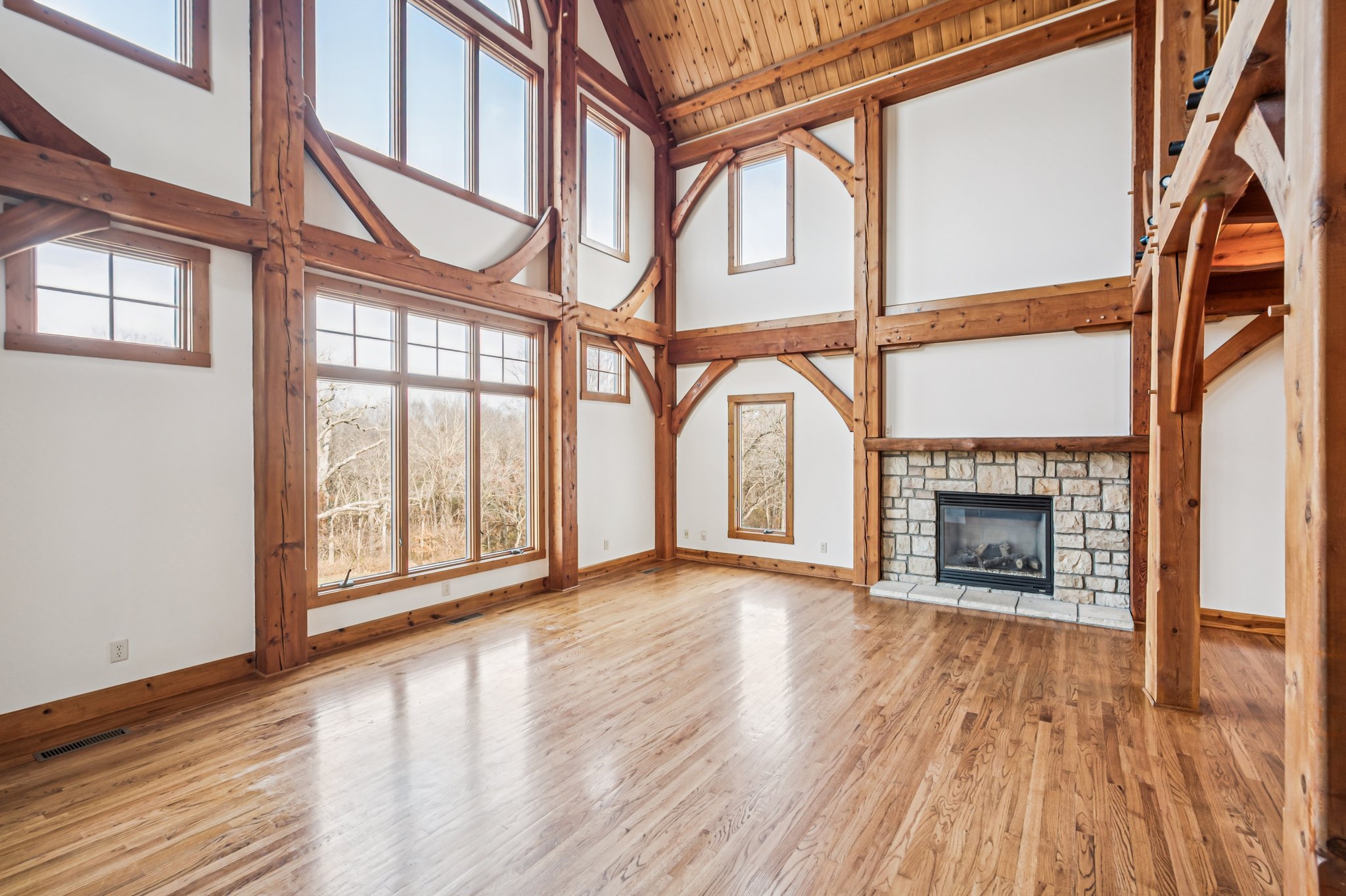 7691 - 16410 NE 121st Terrace_006.jpg