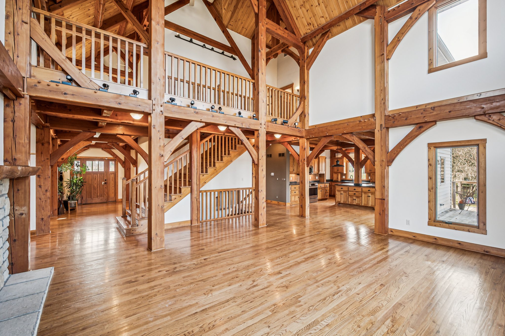 7691 - 16410 NE 121st Terrace_007.jpg