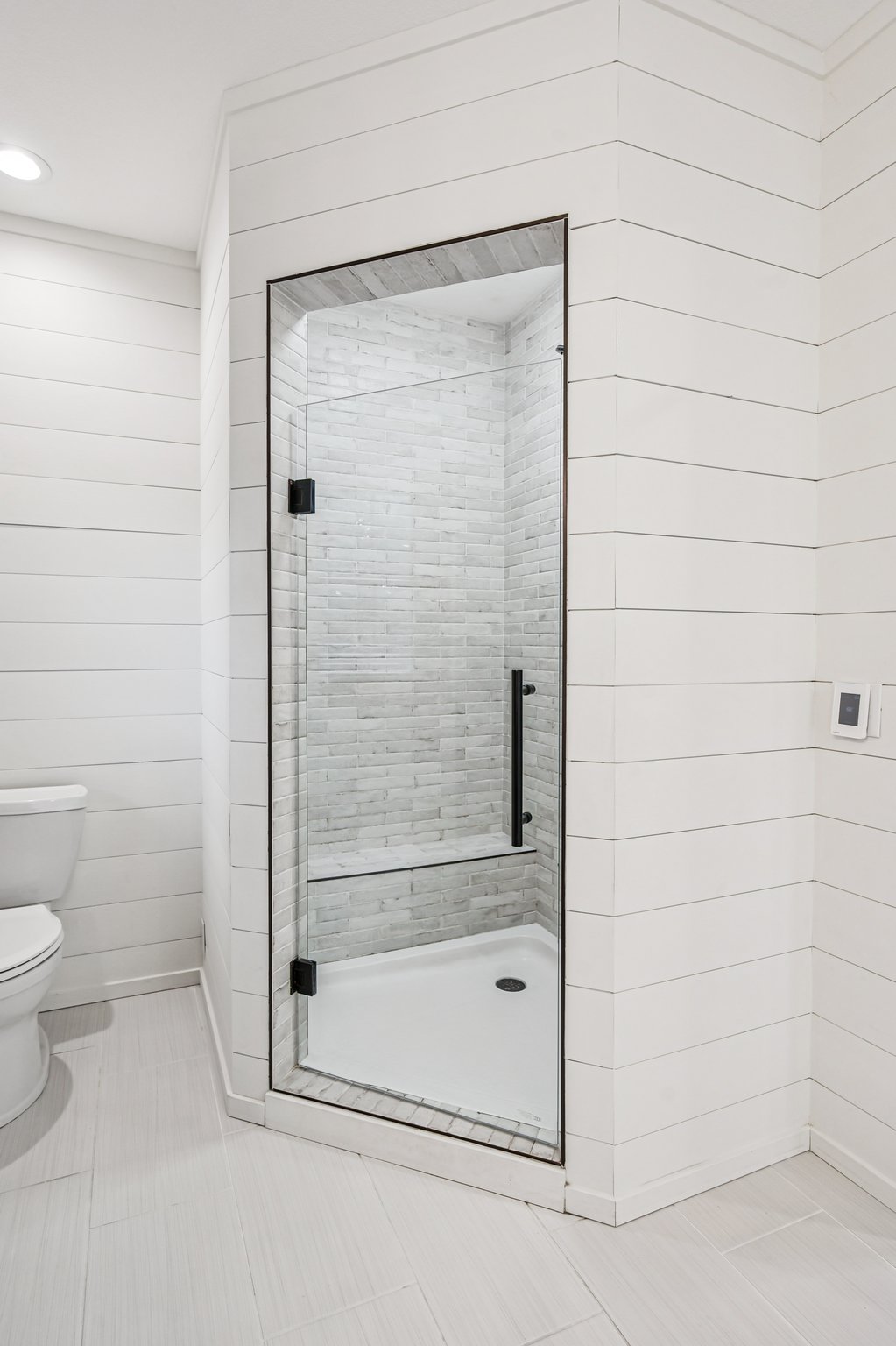 7691 - 16410 NE 121st Terrace_015.jpg