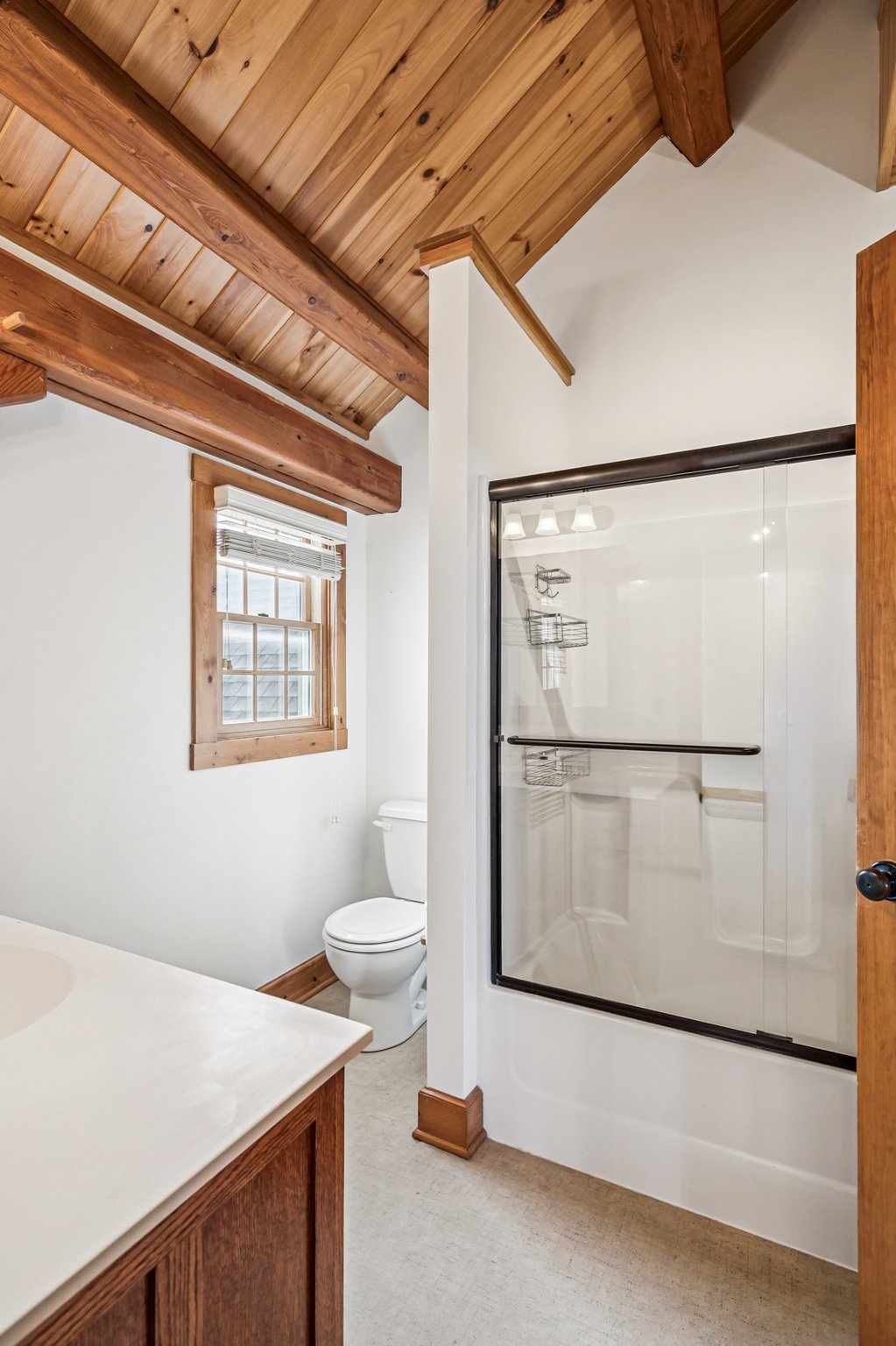 7691 - 16410 NE 121st Terrace_027.jpg